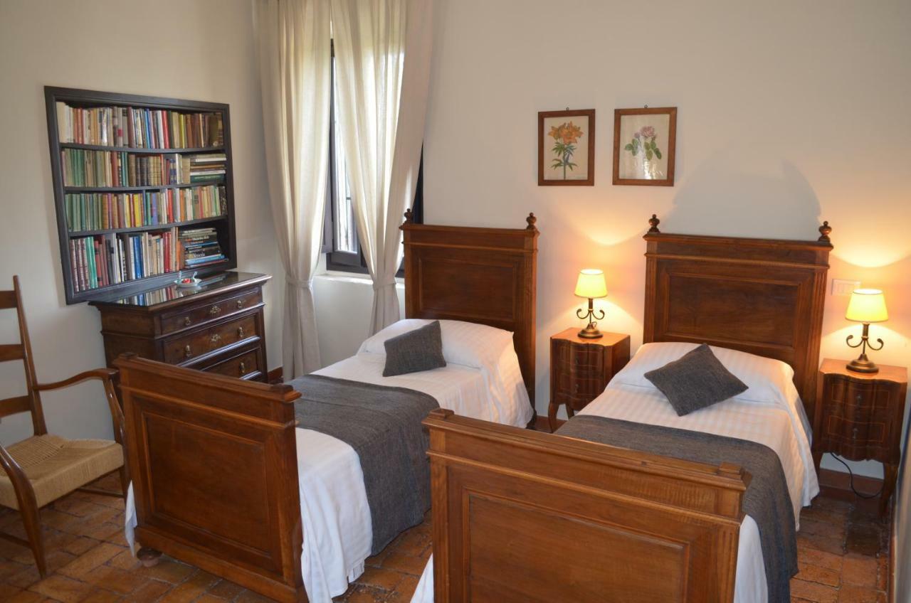 Casale Colleoni Bed & Breakfast Tivoli Bagian luar foto